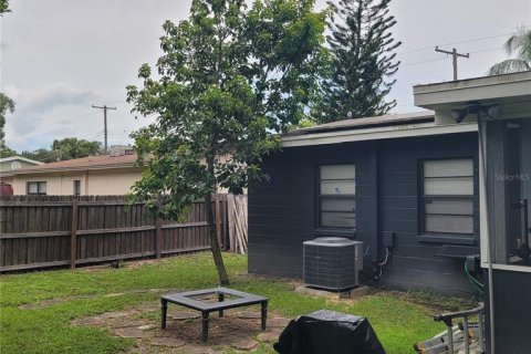 Casa en venta en Tampa, Florida, 3 dormitorios, 117.06 m2 № 1917629 - foto 25