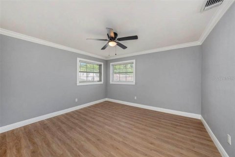 House in Clearwater, Florida 3 bedrooms, 140.75 sq.m. № 1725585 - photo 13