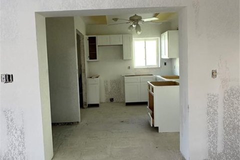 Casa en venta en Belleair Beach, Florida, 2 dormitorios, 124.12 m2 № 1803518 - foto 3