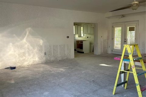 Casa en venta en Belleair Beach, Florida, 2 dormitorios, 124.12 m2 № 1803518 - foto 2
