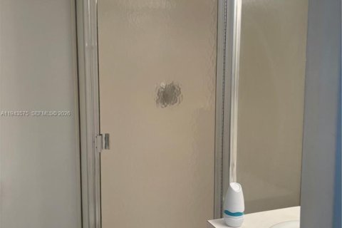 Снять в аренду кондоминиум в Холливуд, Флорида 2 спальни, 79.71м2, № 2000517 - фото 19