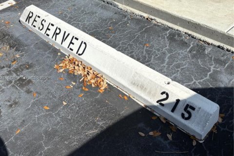 Снять в аренду кондоминиум в Холливуд, Флорида 2 спальни, 79.71м2, № 2000517 - фото 4