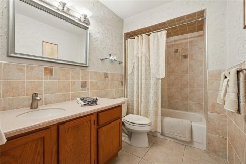 Casa en venta en Deltona, Florida, 3 dormitorios, 157.56 m2 № 1782511 - foto 16
