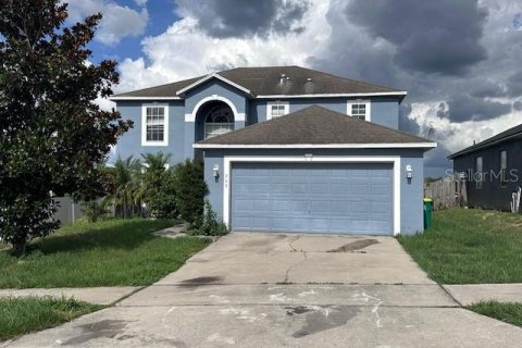 House in Dundee, Florida 4 bedrooms, 208.29 sq.m. № 1810479 - photo 1