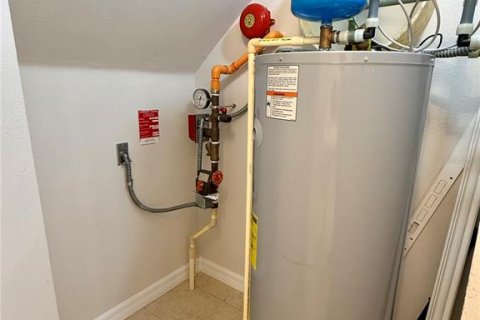 Adosado en alquiler en Venice, Florida, 3 dormitorios, 120.96 m2 № 1886821 - foto 13