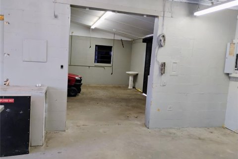 Immobilier commercial à vendre à Ocala, Floride: 325.81 m2 № 1624940 - photo 12