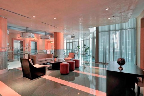 Condominio en venta en Miami, Florida, 2 dormitorios, 120.59 m2 № 1702258 - foto 22