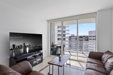 Condominio en venta en Miami, Florida, 2 dormitorios, 120.59 m2 № 1702258 - foto 1