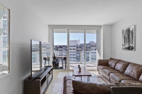 Condominio en venta en Miami, Florida, 2 dormitorios, 120.59 m2 № 1702258 - foto 5