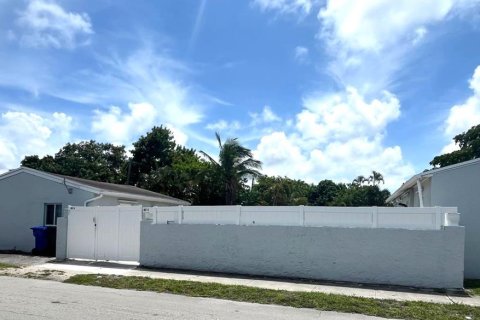 Villa ou maison à vendre à Hollywood, Floride: 4 chambres, 173.63 m2 № 1802298 - photo 4