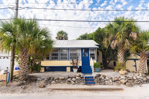 Casa en alquiler en New Smyrna Beach, Florida, 2 dormitorios, 65.4 m2 № 1210726 - foto 1