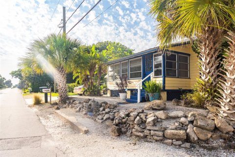 Casa en alquiler en New Smyrna Beach, Florida, 2 dormitorios, 65.4 m2 № 1210726 - foto 2