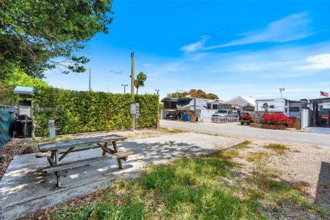 Land in Key Largo, Florida № 2265907 - photo 4