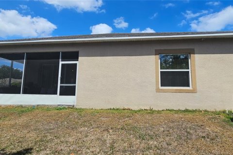 House in Leesburg, Florida 4 bedrooms, 202.71 sq.m. № 1634545 - photo 3