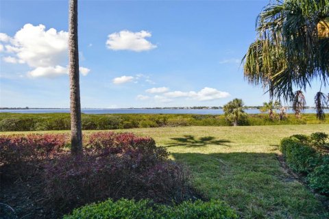 Condo in Bradenton, Florida, 2 bedrooms  № 1586177 - photo 29