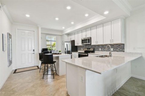 Condo in Bradenton, Florida, 2 bedrooms  № 1586177 - photo 4
