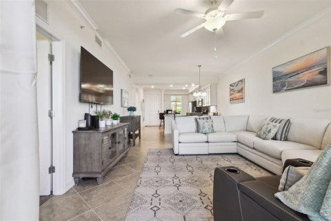 Condo in Bradenton, Florida, 2 bedrooms  № 1586177 - photo 13