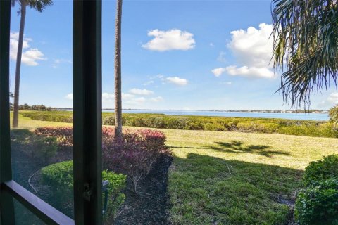 Condo in Bradenton, Florida, 2 bedrooms  № 1586177 - photo 27