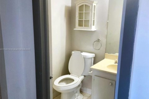 Copropriété à vendre à Hollywood, Floride: 1 chambre, 77.11 m2 № 1700212 - photo 7