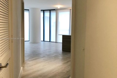 Купить кондоминиум в Майами, Флорида 2 спальни, 101.82м2, № 2025825 - фото 13