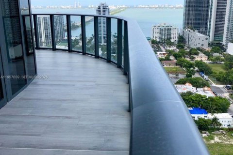 Купить кондоминиум в Майами, Флорида 2 спальни, 101.82м2, № 2025825 - фото 28