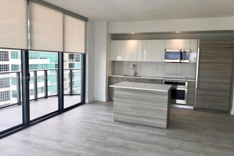 Купить кондоминиум в Майами, Флорида 2 спальни, 101.82м2, № 2025825 - фото 8