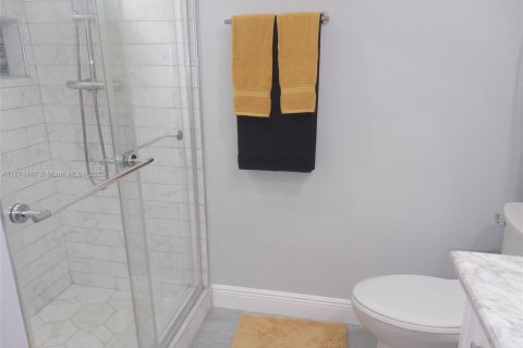 Adosado en alquiler en Plantation, Florida, 3 dormitorios, 164.44 m2 № 1923569 - foto 2