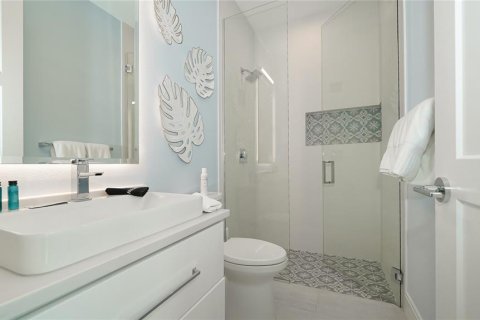 Casa en venta en Holmes Beach, Florida, 4 dormitorios, 274.06 m2 № 2145000 - foto 26