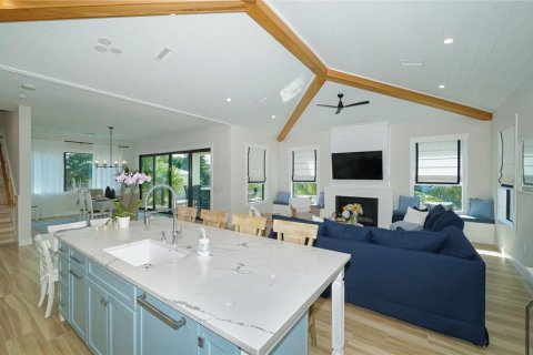 Casa en venta en Holmes Beach, Florida, 4 dormitorios, 274.06 m2 № 2145000 - foto 7