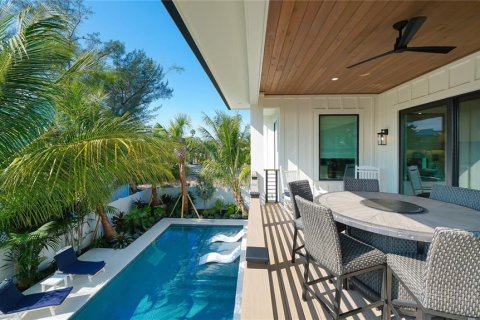 Casa en venta en Holmes Beach, Florida, 4 dormitorios, 274.06 m2 № 2145000 - foto 12