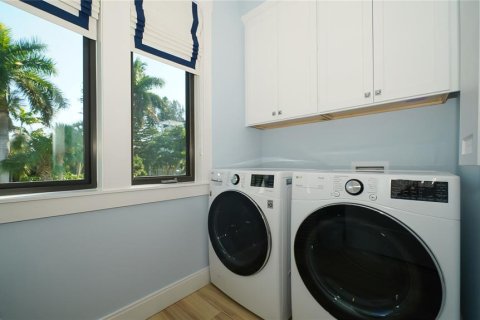 Casa en venta en Holmes Beach, Florida, 4 dormitorios, 274.06 m2 № 2145000 - foto 28