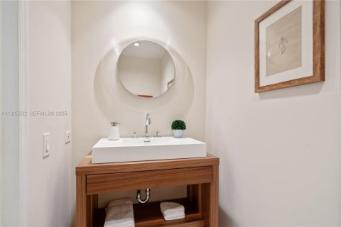 Снять в аренду кондоминиум в Майами, Флорида 3 спальни, 233.18м2, № 1984267 - фото 21