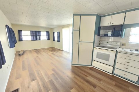 Appartement à louer à Bradenton, Floride: 2 chambres, 53.51 m2 № 2429140 - photo 4
