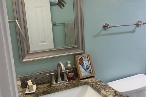 Condo in New Smyrna Beach, Florida, 2 bedrooms  № 1442103 - photo 12
