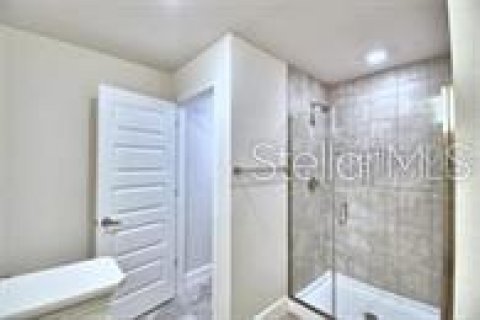 House in Winter Haven, Florida 4 bedrooms, 204.38 sq.m. № 1760332 - photo 27