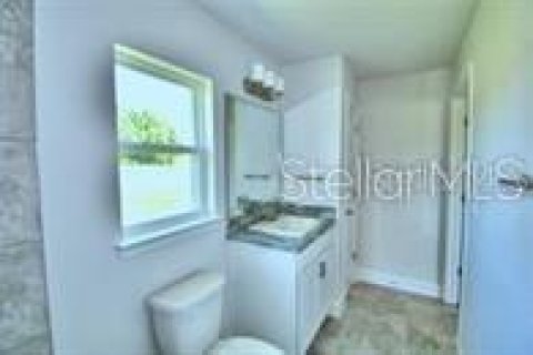 House in Winter Haven, Florida 4 bedrooms, 204.38 sq.m. № 1760332 - photo 20
