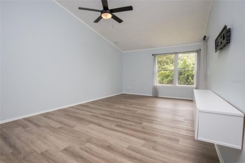 Villa ou maison à vendre à Palm Harbor, Floride: 1 chambre, 61.32 m2 № 1902748 - photo 11