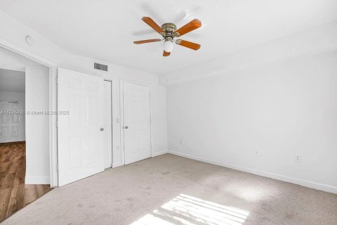 Condominio en venta en West Palm Beach, Florida, 2 dormitorios, 82.03 m2 № 1766370 - foto 16