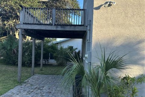 House in Flagler Beach, Florida 2 bedrooms, 156.26 sq.m. № 1909350 - photo 4