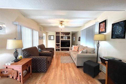 Apartamento en alquiler en Bradenton, Florida, 2 dormitorios, 62.43 m2 № 1918973 - foto 7