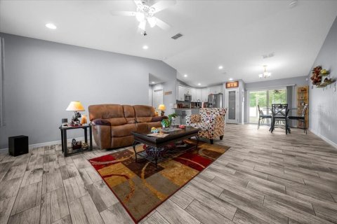 House in Ocala, Florida 3 bedrooms, 123.56 sq.m. № 1837567 - photo 7