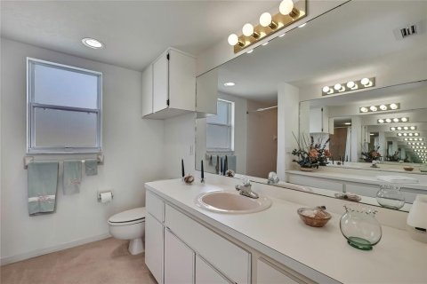 House in Spring Hill, Florida 3 bedrooms, 176.7 sq.m. № 1553491 - photo 21
