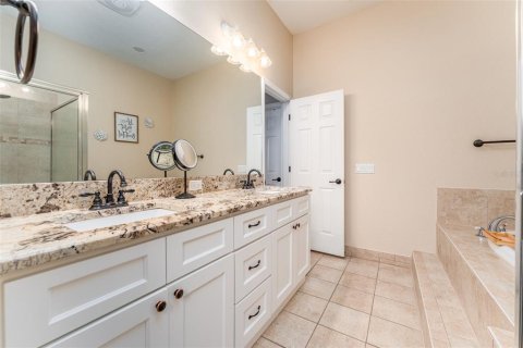 Casa en venta en Ruskin, Florida, 4 dormitorios, 197.42 m2 № 1876272 - foto 25