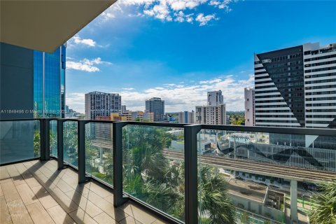 Copropriété à louer à Miami, Floride: 3 chambres, 196.58 m2 № 1852262 - photo 1