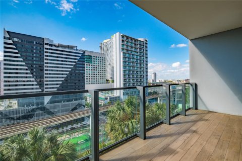 Copropriété à louer à Miami, Floride: 3 chambres, 196.58 m2 № 1852262 - photo 3
