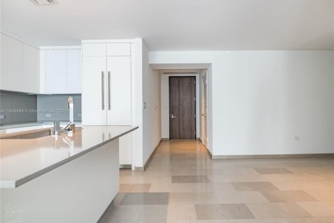 Copropriété à louer à Miami, Floride: 3 chambres, 196.58 m2 № 1852262 - photo 13