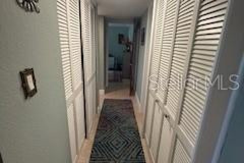 Condo in South Pasadena, Florida, 2 bedrooms  № 1903985 - photo 5