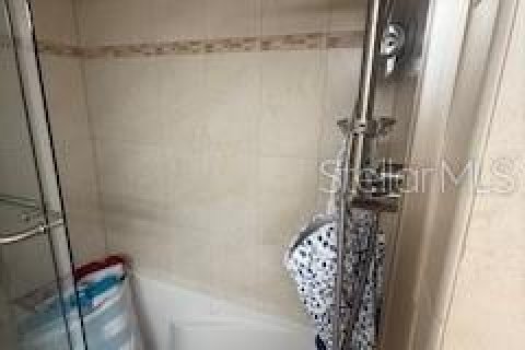 Condo in South Pasadena, Florida, 2 bedrooms  № 1903985 - photo 8