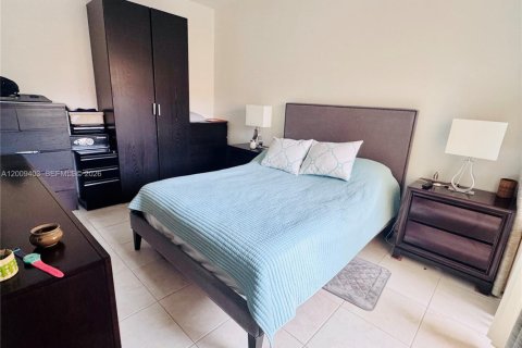 Condo in Doral, Florida, 3 bedrooms  № 2073716 - photo 10