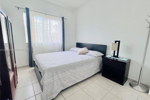 Condo in Doral, Florida, 3 bedrooms  № 2073716 - photo 9